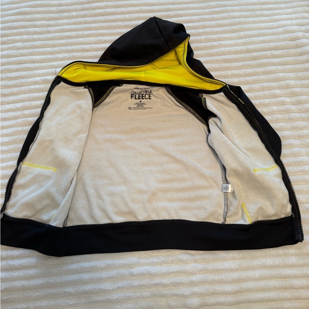 Jumping Beans Batman Collectible Fleece with Yellow Accents - Picture 4 of 5